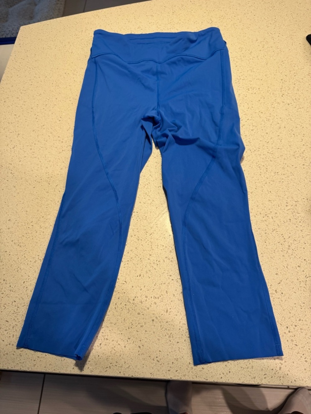 Lululemon’s Women’s 8 Align Full Length Leggings Green